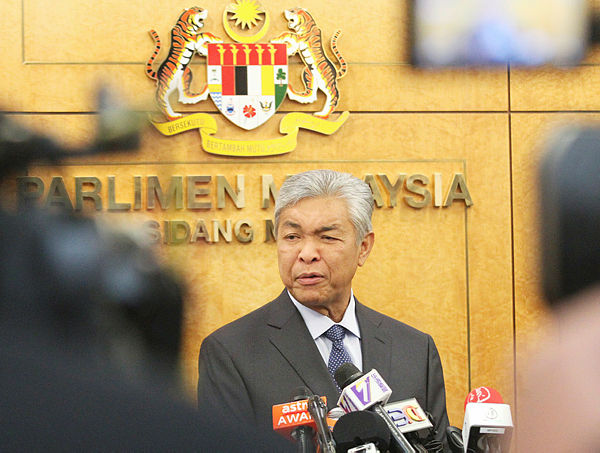 Zahid gripes about objections to his return to Umno top post
