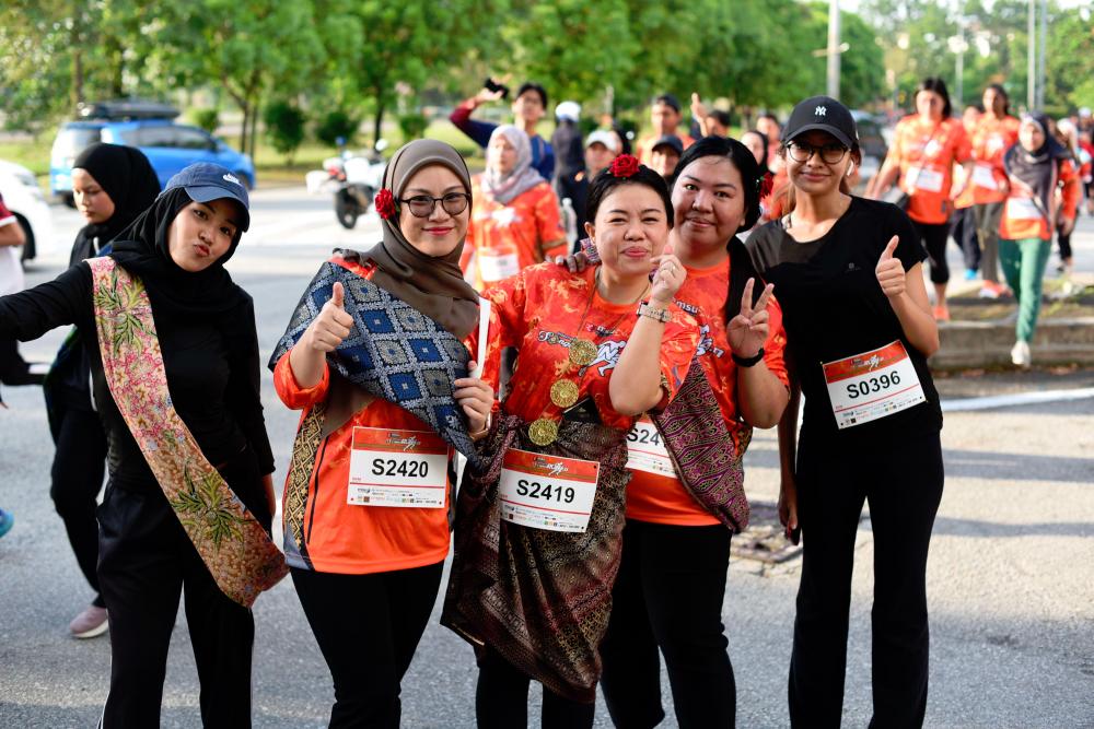 $!MSU fun run to preserve songket art