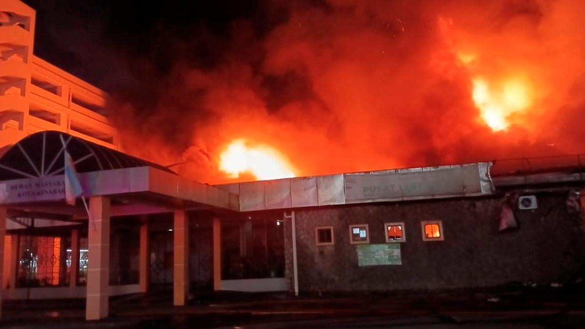 Fire destroys 60-year-old Kota Kinabalu community hall