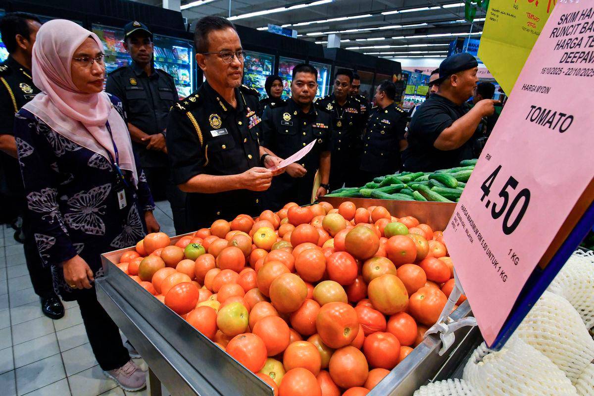 155 transport firms in Kelantan registered for petrol subsidy scheme 155 transport firms in Kelantan registered for petrol subsidy scheme