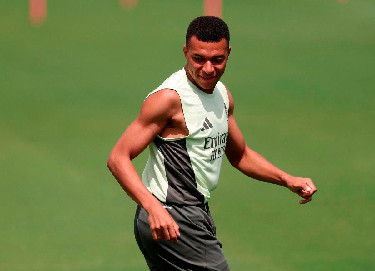 Too soon to say if Mbappe will start against Dortmund, Alonso says Too soon to say if Mbappe will start against Dortmund, Alonso says