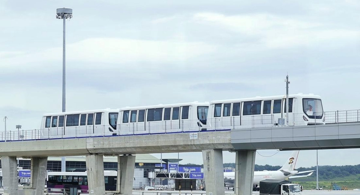 KLIA Aerotrain service resumes after pump failure during heavy rain KLIA Aerotrain service resumes after pump failure during heavy rain