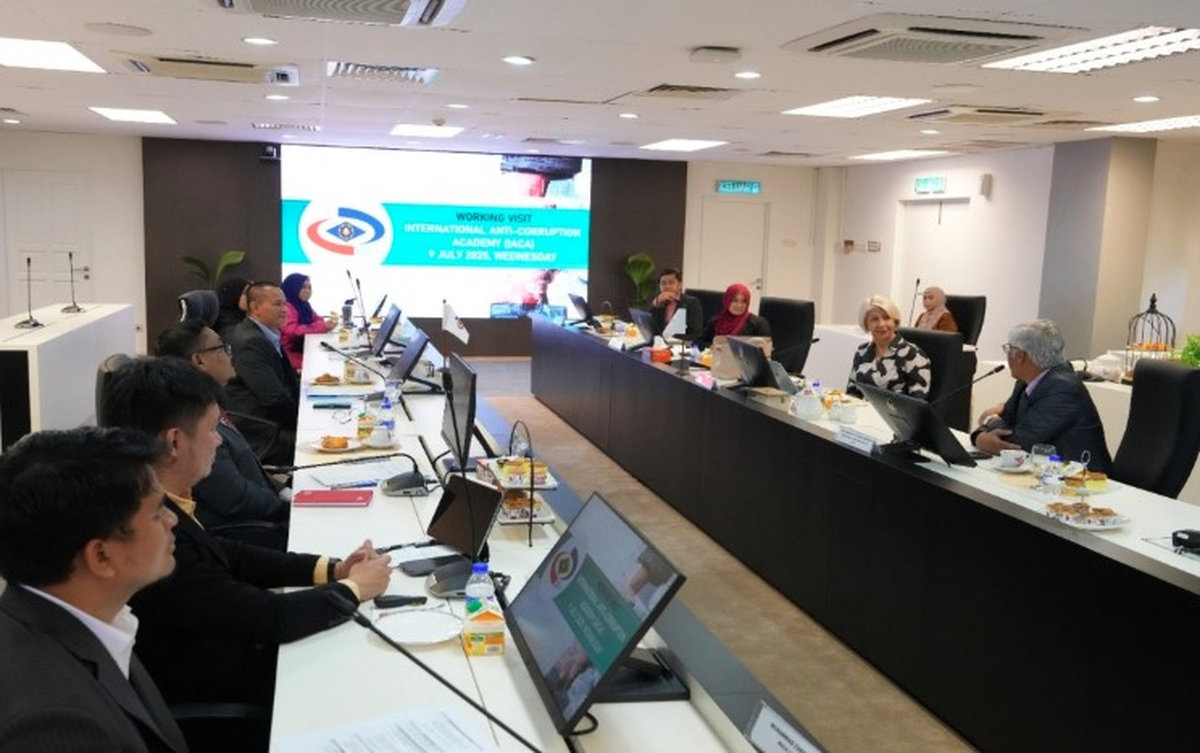 IACA and MACA strengthen anti-corruption education through collaboration