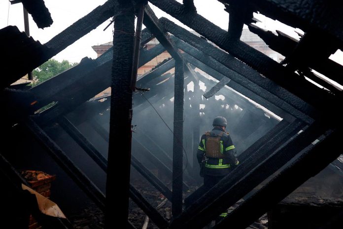 Russian attack on Kyiv kills two as US resumes arms to Ukraine