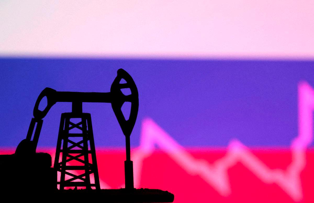 Oil prices rise on Russia sanctions, OPEC+ output and tariffs weigh Oil prices rise on Russia sanctions, OPEC+ output and tariffs weigh