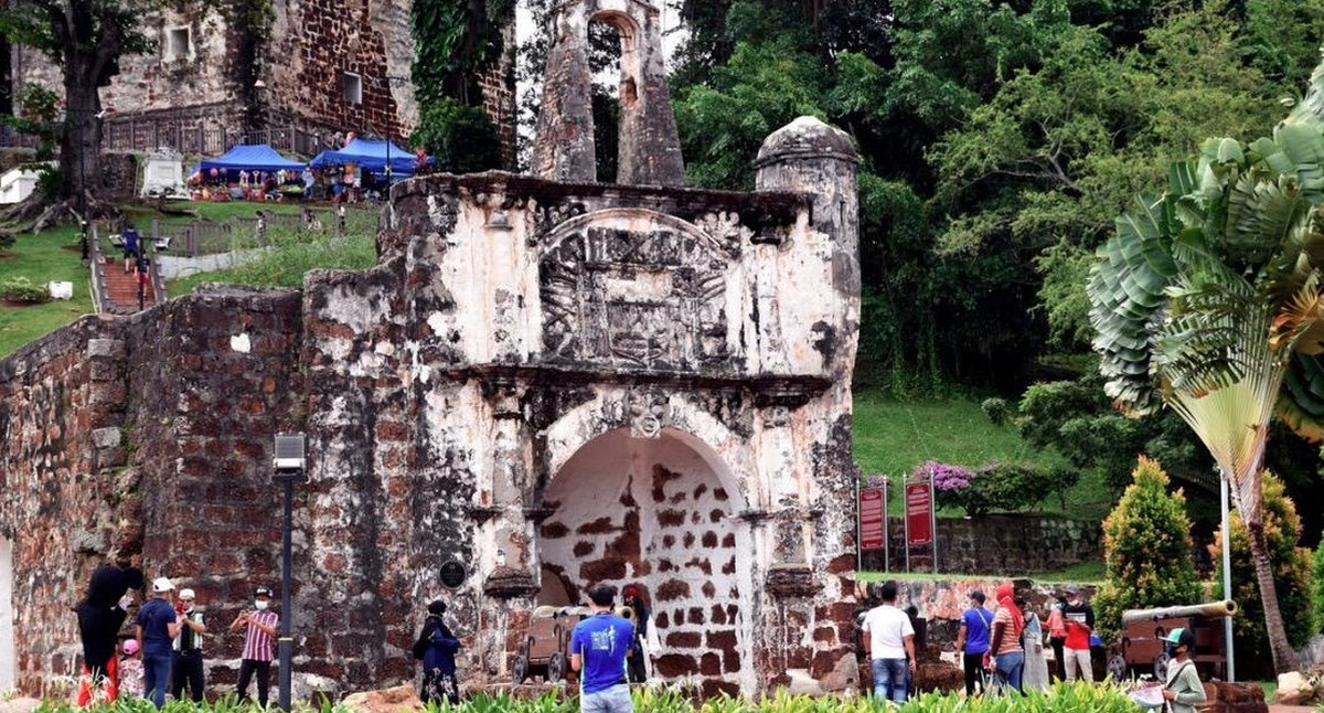 Melaka safeguards Bukit Melaka archaeological sites for heritage tourism Melaka safeguards Bukit Melaka archaeological sites for heritage tourism