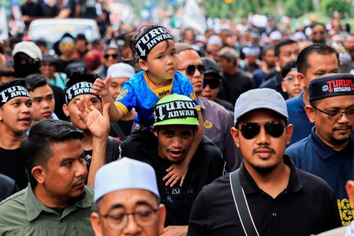 Rally sparks debate, not upheaval Rally sparks debate, not upheaval