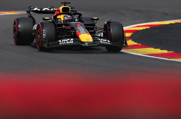 Max Verstappen menang lumba pecut di Spa selepas potong Piastri