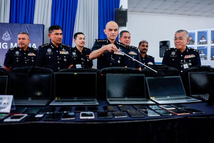 34 ditahan dalam serbuan sindiket judi dalam talian di Sungai Buloh