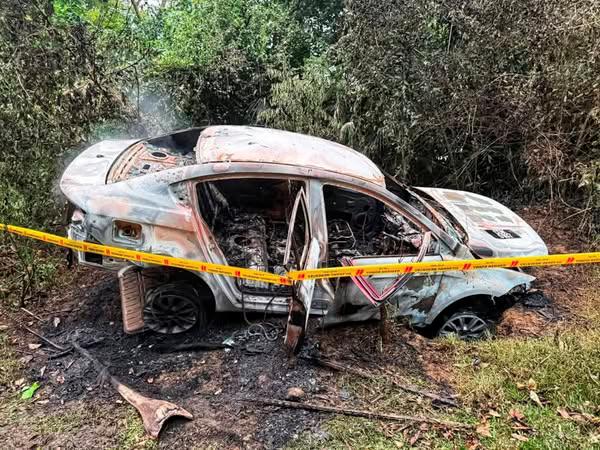 Headmaster dies in Bera road accident, motorcyclist killed by falling tree Headmaster dies in Bera road accident, motorcyclist killed by falling tree