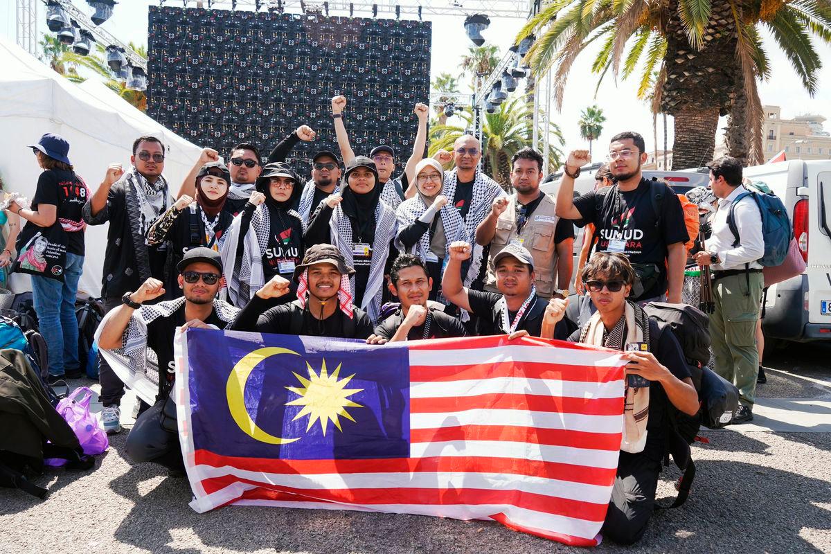 24 flotilla ships depart for Gaza with 15 Malaysian representatives 24 flotilla ships depart for Gaza with 15 Malaysian representatives