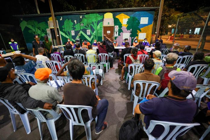 545 individu diselamatkan dalam operasi tangani gelandangan Kuala Lumpur 545 individu diselamatkan dalam operasi tangani gelandangan Kuala Lumpur