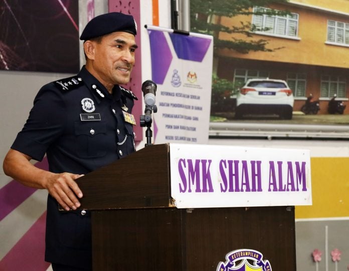 572212494_1246792477490705_5895122844912425126_n Polis periksa 79 sekolah di Selangor cegah salah laku pelajar