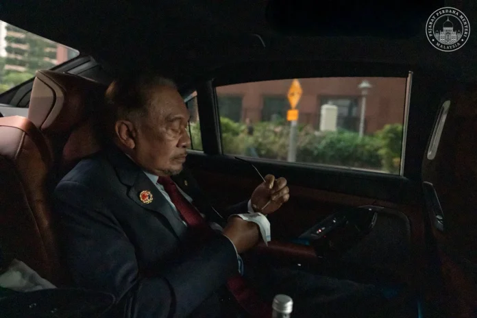 PM Anwar's single dot Facebook post draws praise for ASEAN leadership