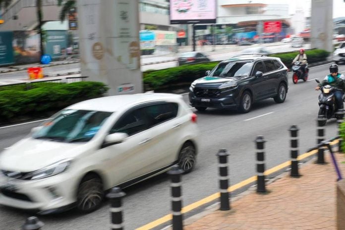 60,000 dead in 10 years from road accidents - Zahid 60,000 dead in 10 years from road accidents - Zahid