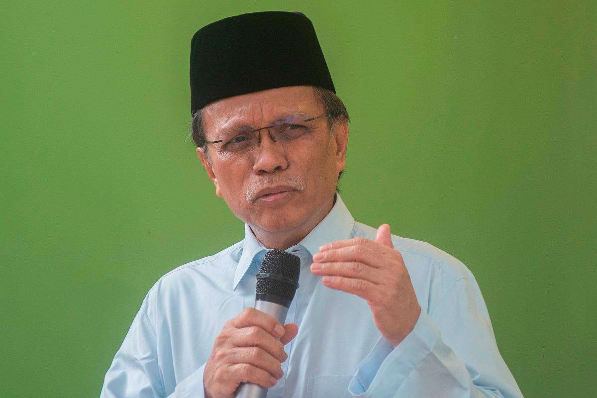 AGC teliti kenyataan Shafie Apdal berhubung kes Zara Qairina AGC teliti kenyataan Shafie Apdal berhubung kes Zara Qairina