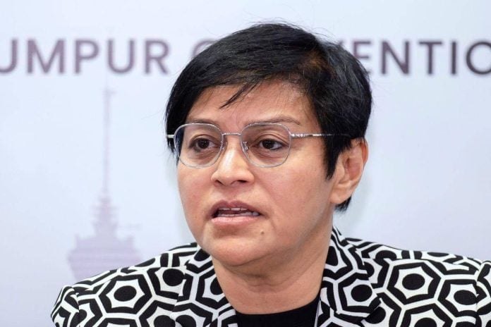 ASEAN states must unite for child justice, says minister Azalina