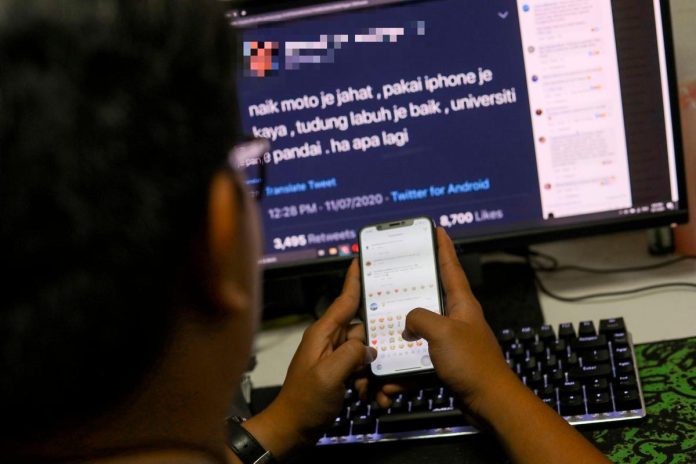 Adopt collective approach to end bullying in our schools Adopt collective approach to end bullying in our schools