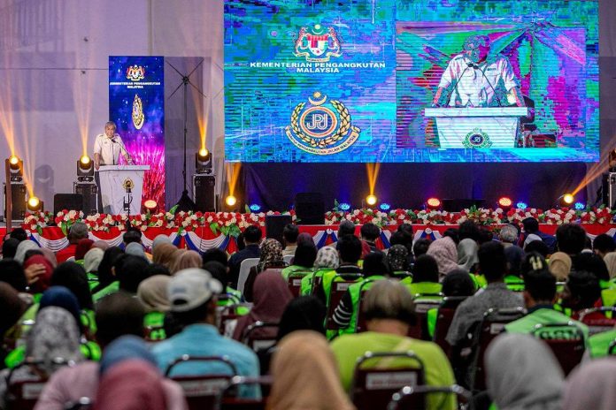 Ahmad Zahid urges youth to be voice of justice and peace
