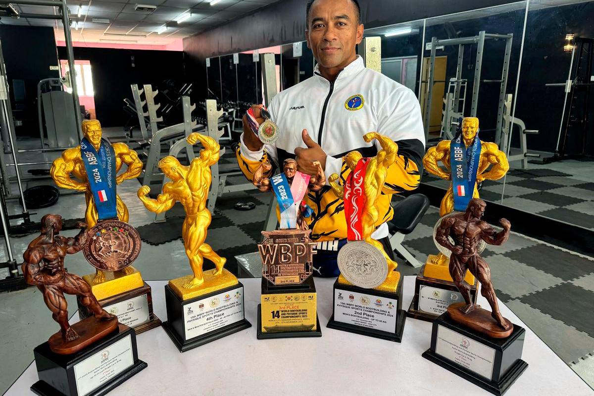 Amin Rasuad jaguh bina badan ketiga kelahiran Batu Pahat, selepas Malek Noor &amp; Sazali