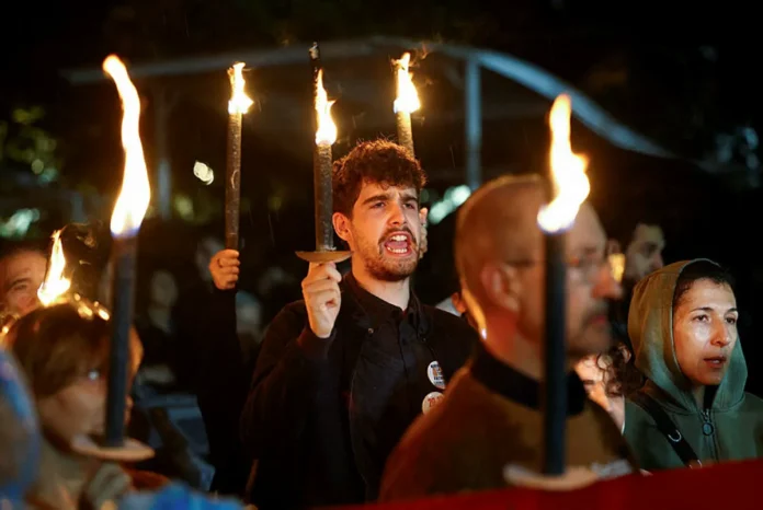 Anger, grief pour out as Spain marks floods anniversary with state funeral Anger, grief pour out as Spain marks floods anniversary with state funeral