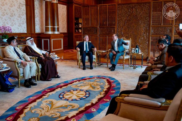 Anwar Ibrahim accepts Oxford University lecture invitation