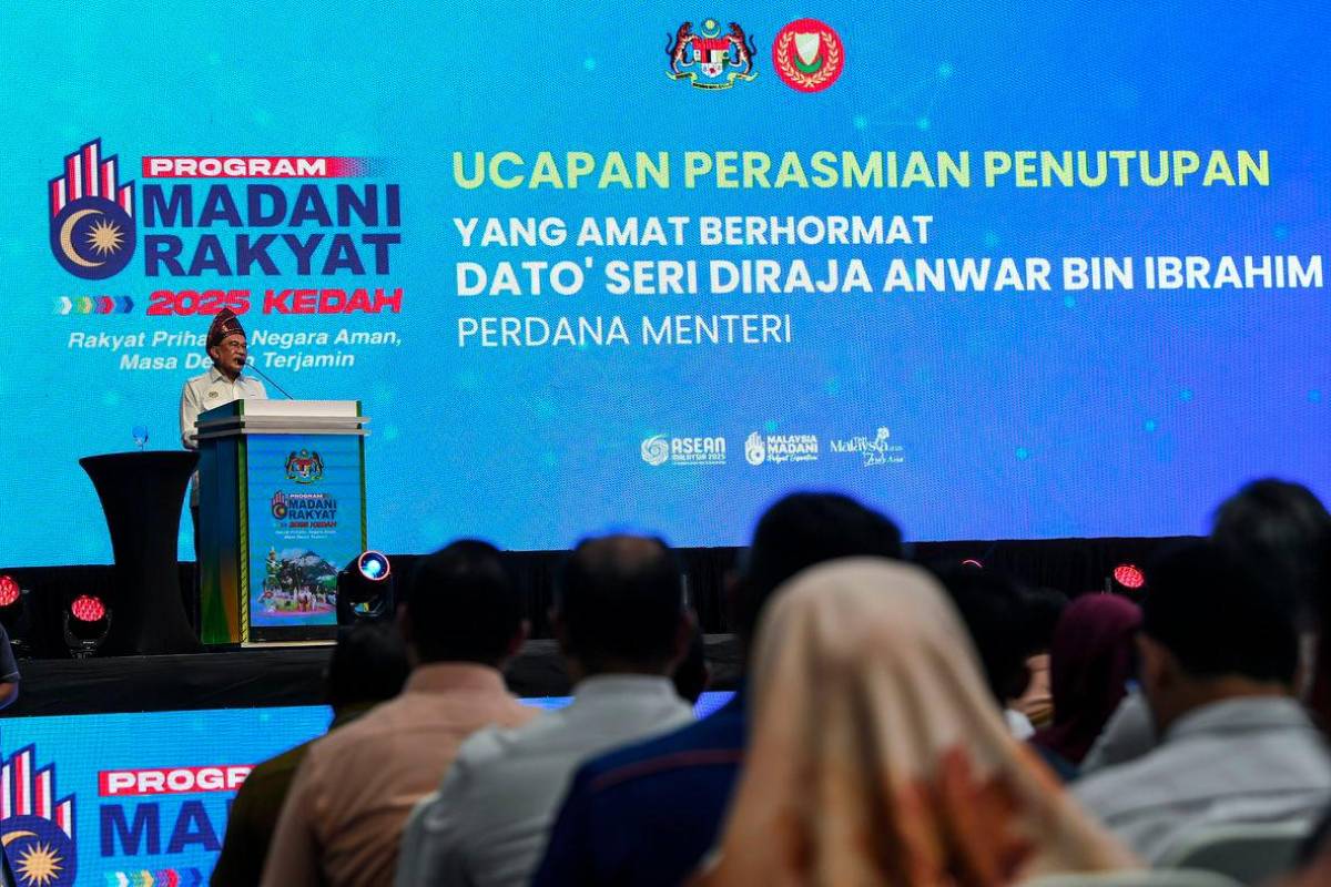 Anwar recalls two-year prison term for defending poor in Baling Anwar recalls two-year prison term for defending poor in Baling