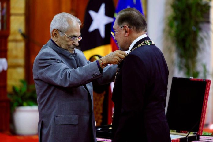 Anwar receives Timor-Leste’s highest award, the Grand Collar of the Order Anwar receives Timor-Leste’s highest award, the Grand Collar of the Order