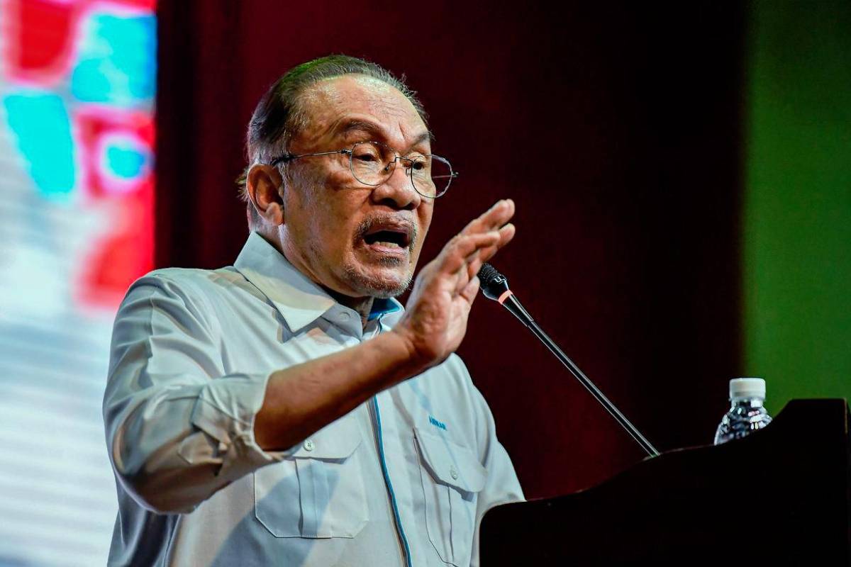 Anwar urges immediate unhindered humanitarian access to Gaza Anwar urges immediate unhindered humanitarian access to Gaza