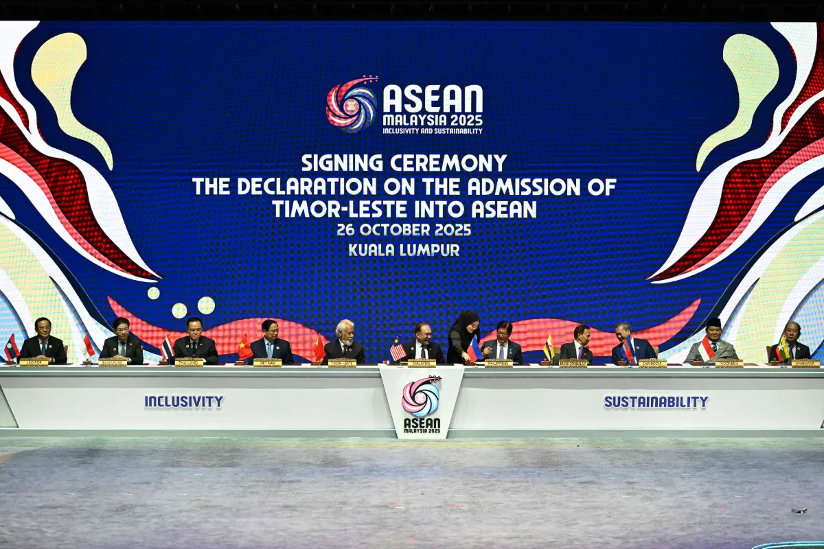 Asean_ Timor-Leste jadi ahli ASEAN ke-11, Perjanjian Damai KL ditandatangani