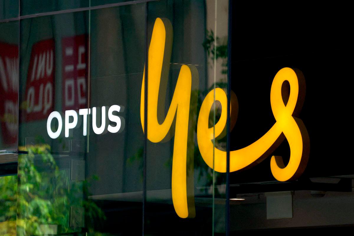 Australia telco outage leaves three dead after emergency call failure