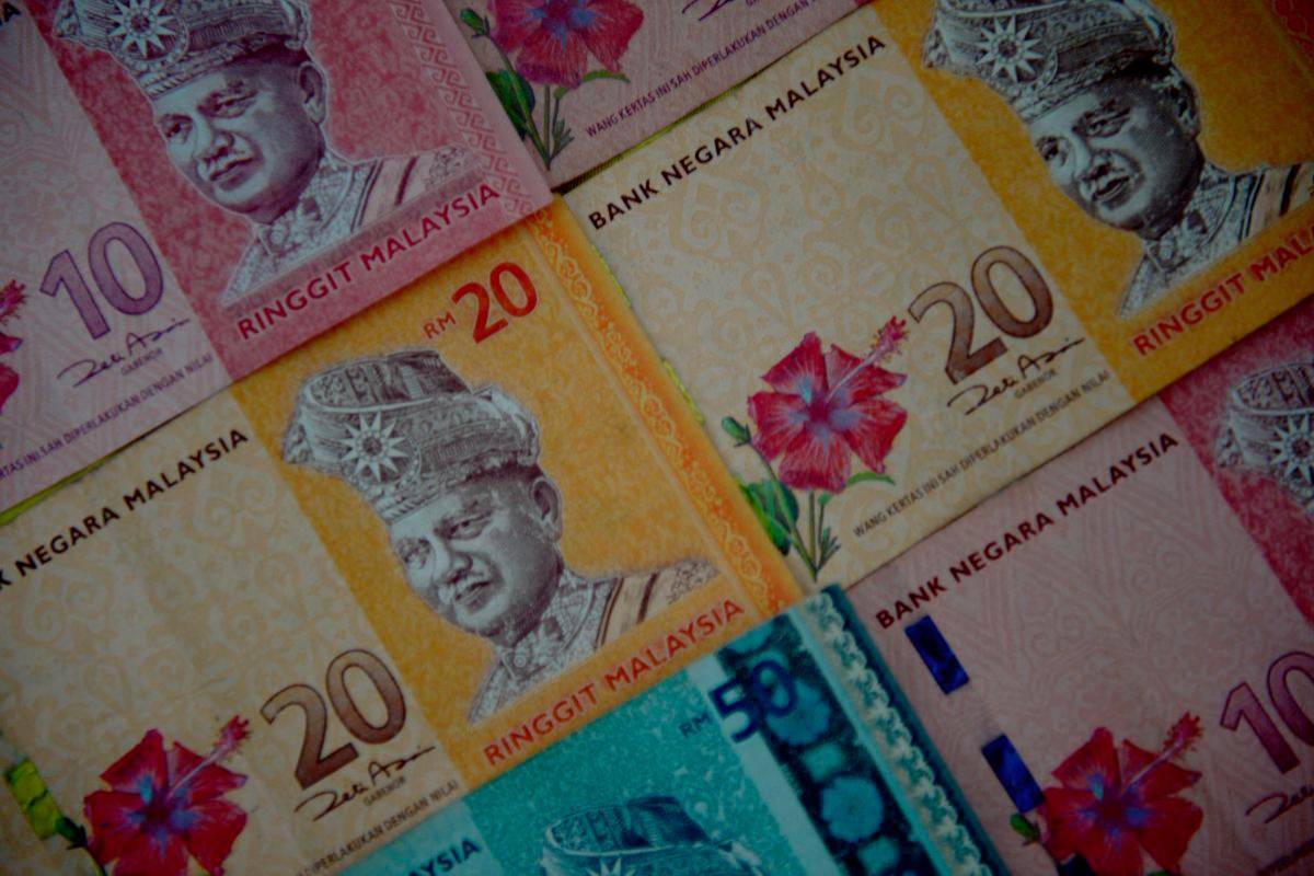 BNM remains optimistic on ringgit outlook supported by strong economy BNM remains optimistic on ringgit outlook supported by strong economy