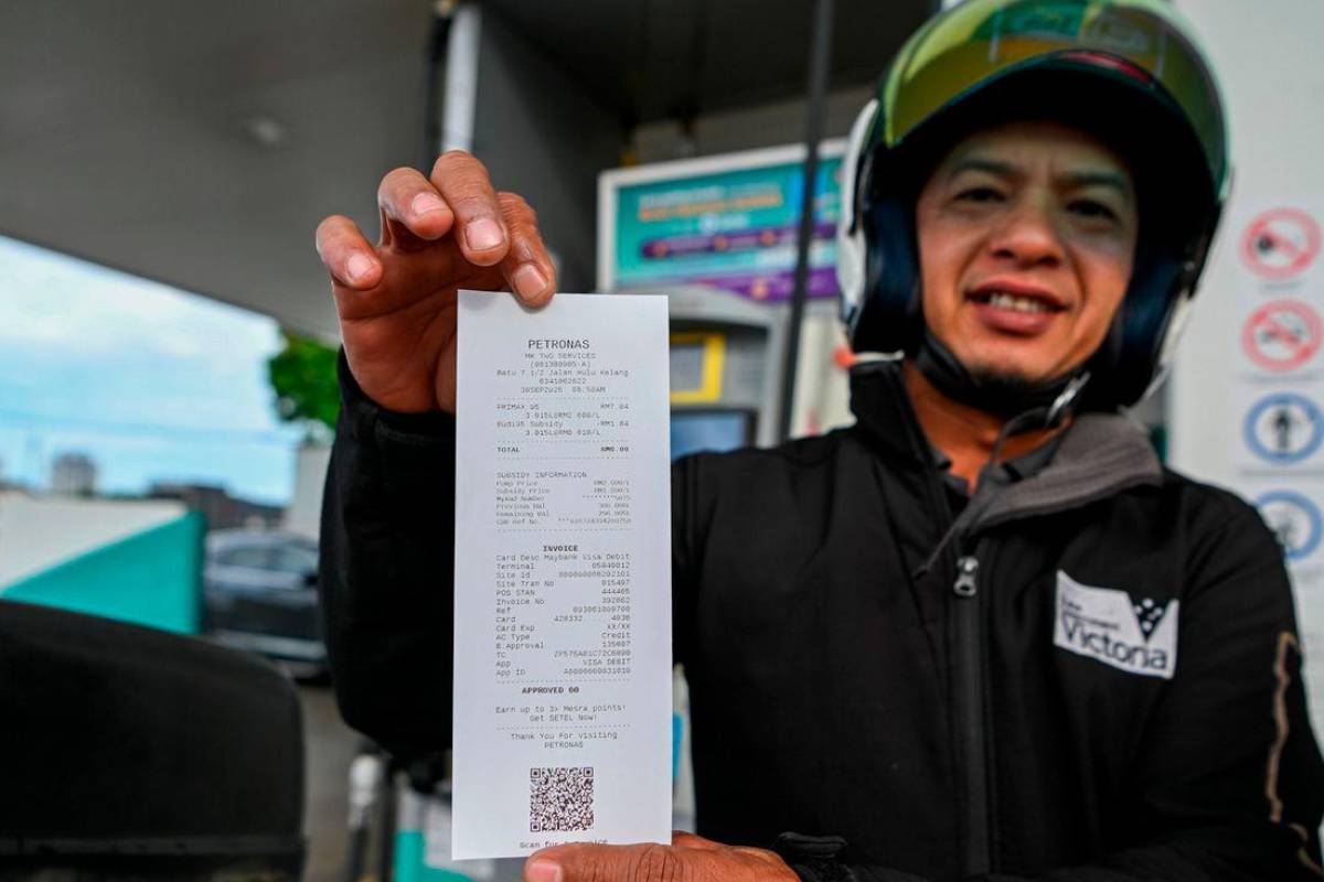 BUDI95 catat tiga juta pengguna, jualan lebih RM91 juta dalam empat hari BUDI95 catat tiga juta pengguna, jualan lebih RM91 juta dalam empat hari