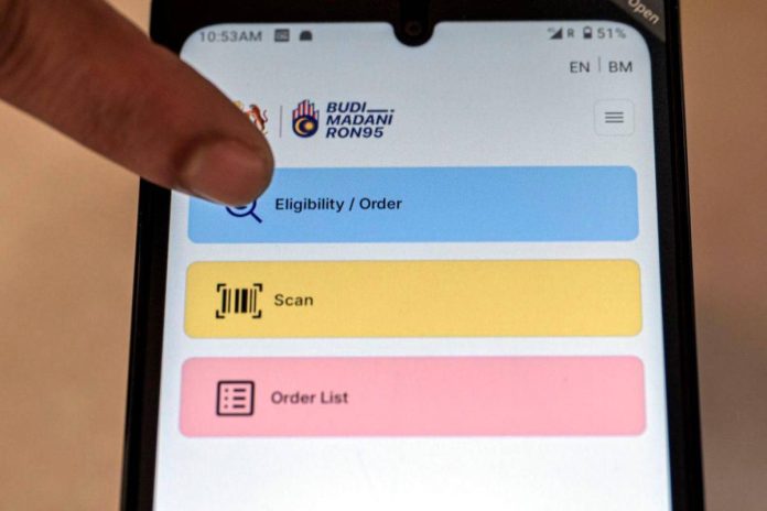 BUDI95 diperluas ke Sarawak, siling e-hailing naik 600 liter sebulan