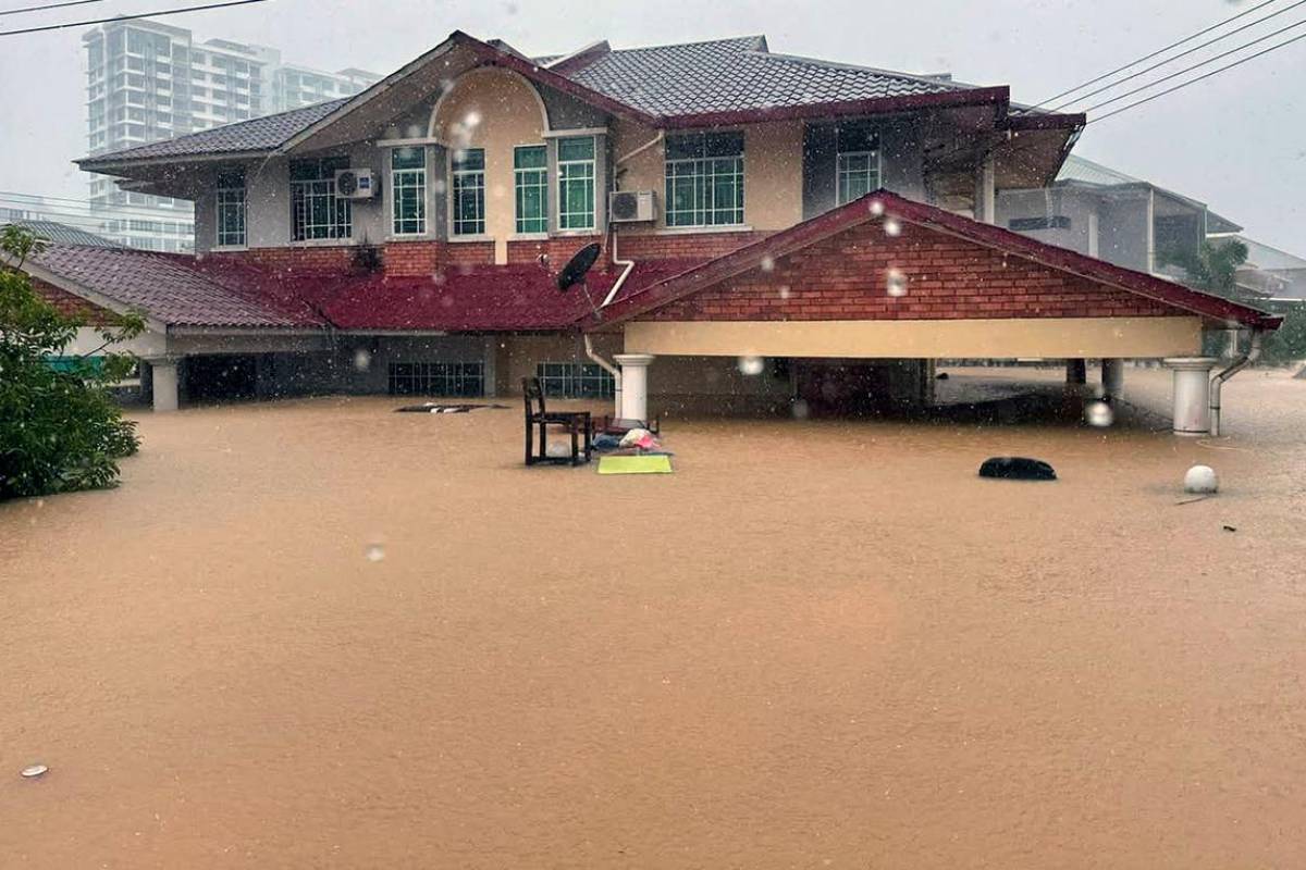 Banjir pulih sepenuhnya di Sarawak, PPS Dewan Suarah Marudi ditutup Banjir pulih sepenuhnya di Sarawak, PPS Dewan Suarah Marudi ditutup