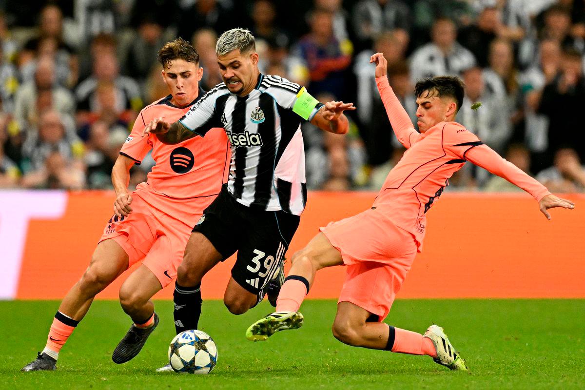 Barcelona and Man City secure Champions League victories with Rashford and Haaland