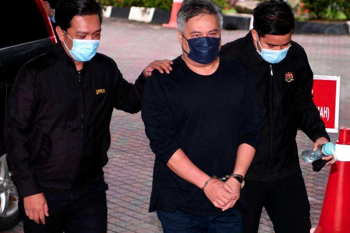Bekas pegawai kanan SSDU bebas tuduhan guna jawatan cadang syarikat saudara Bekas pegawai kanan SSDU bebas tuduhan guna jawatan cadang syarikat saudara