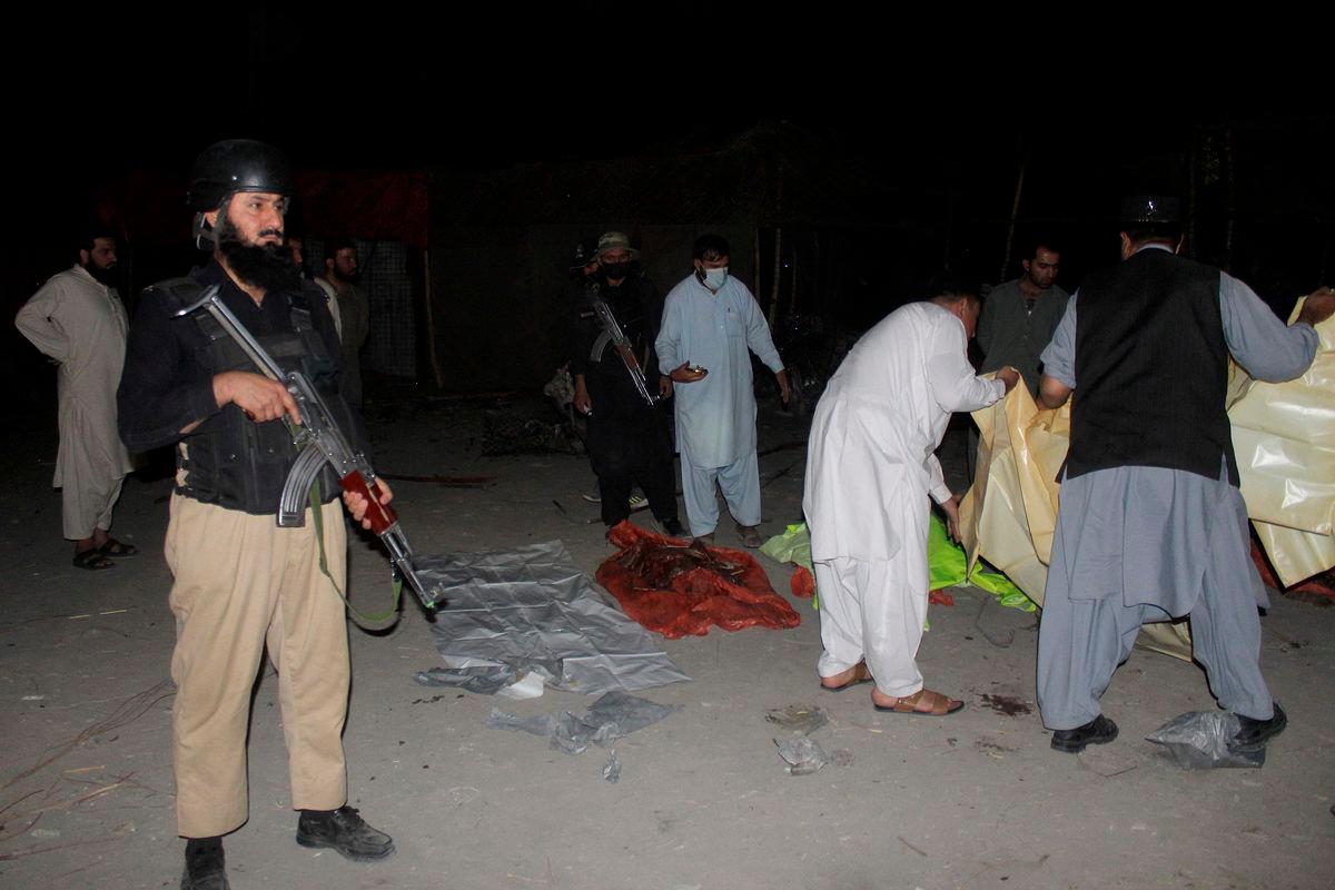 Blasts kill at least 11 in southwestern Pakistan