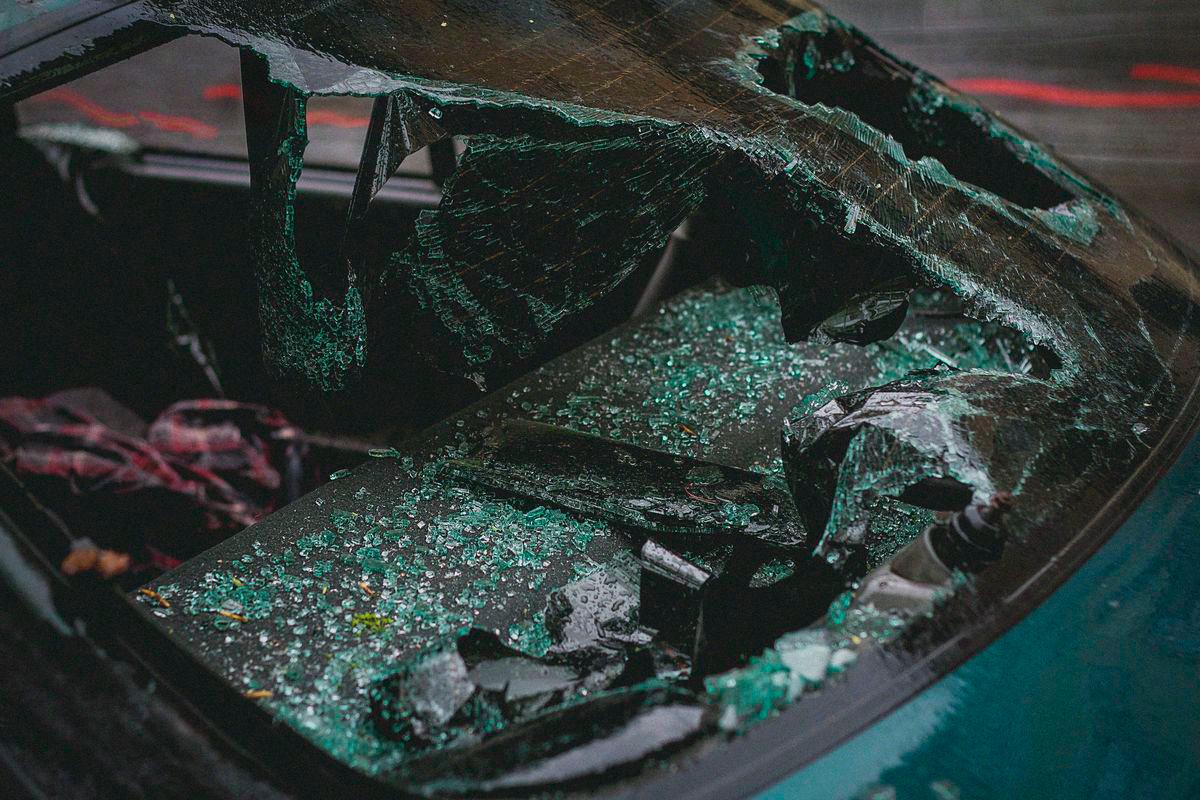 Car driver killed, four injured in Bintulu road crash