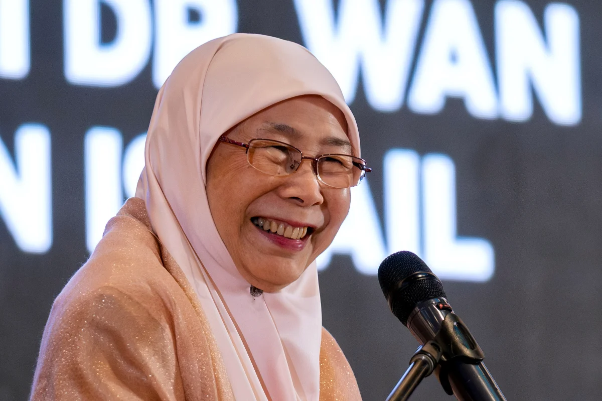Dr Wan Azizah urges culture of giving for healthcare welfare