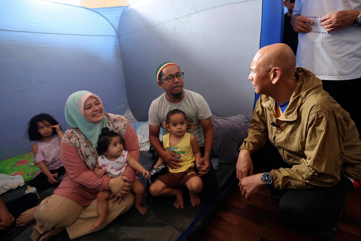 Flood evacuees increase in Sabah, decline in Perak and Selangor Flood evacuees increase in Sabah, decline in Perak and Selangor