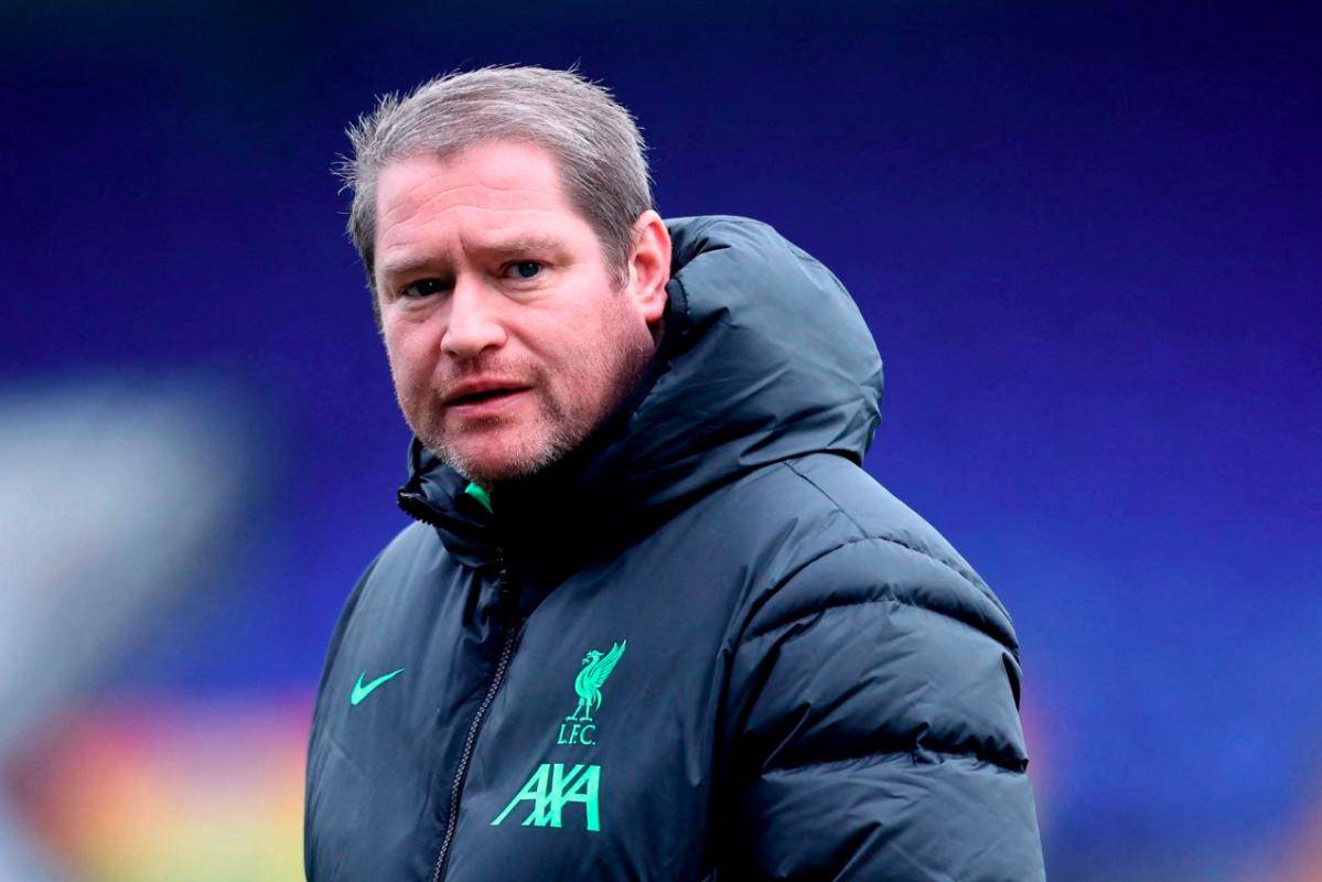Former Liverpool and Chelsea manager Matt Beard dies aged 47 Former Liverpool and Chelsea manager Matt Beard dies aged 47