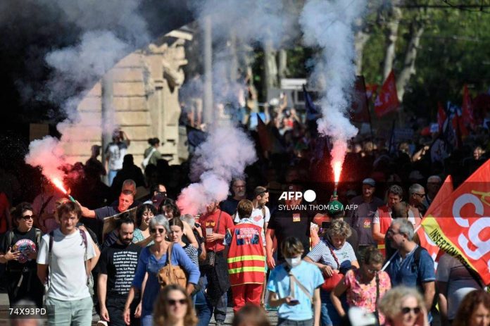 France faces nationwide disruption in major anti-Macron protest