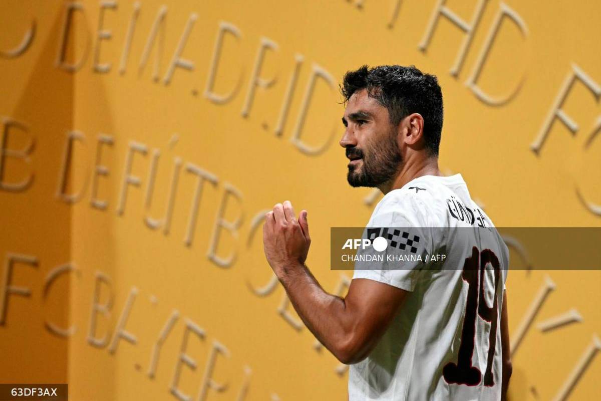 Galatasaray sign Ilkay Gundogan from Manchester City on free transfer Galatasaray sign Ilkay Gundogan from Manchester City on free transfer