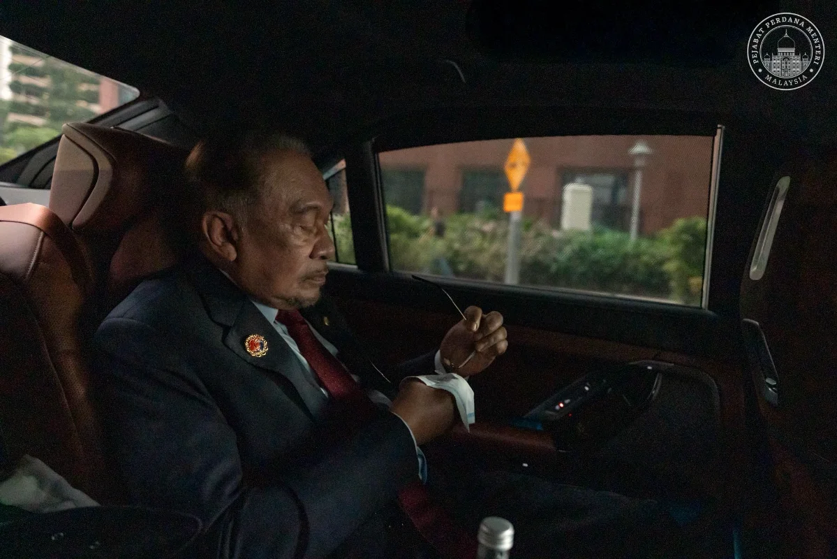 Gambar PM Anwar tanpa kapsyen raih pujian warga siber atas kepengerusian ASEAN