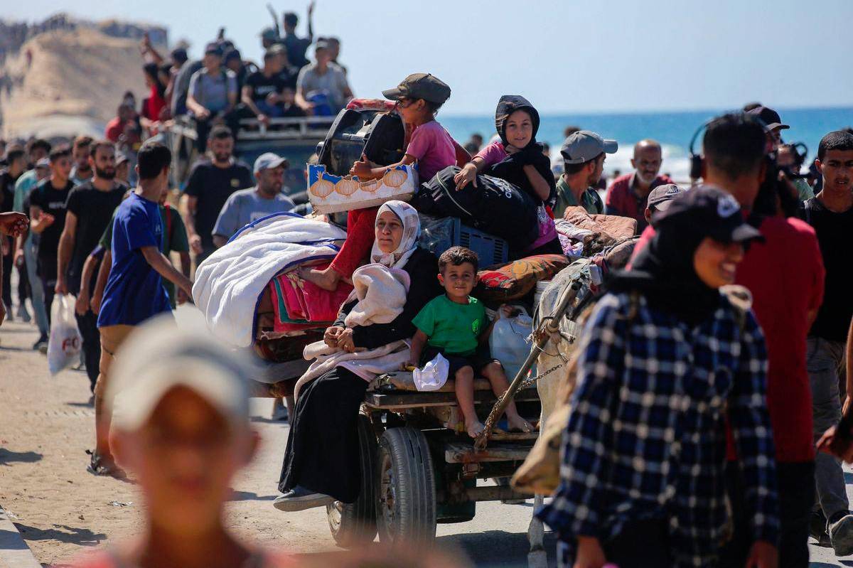 Gazans return home as truce begins with cautious hope and sorrow Gazans return home as truce begins with cautious hope and sorrow