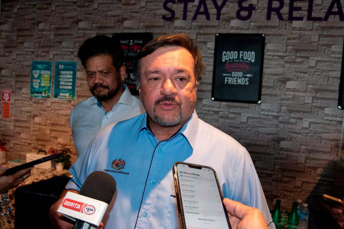 Government considers extending BUDI95 subsidies to passenger boat operators Government considers extending BUDI95 subsidies to passenger boat operators