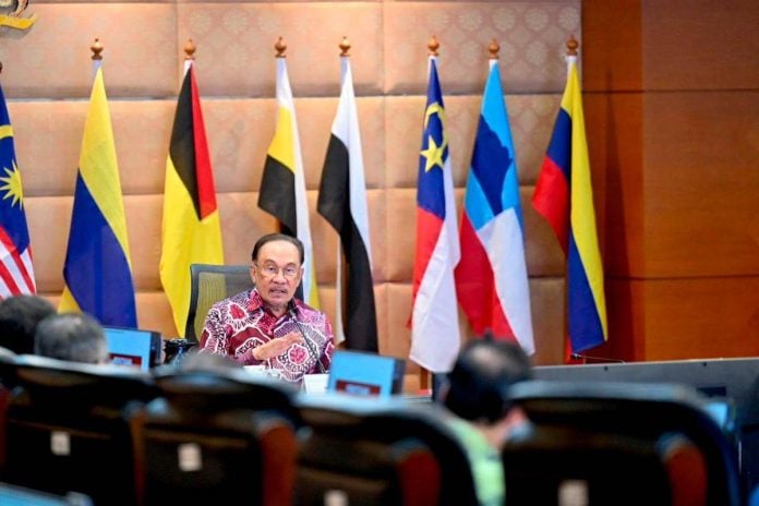 Govt vows no compromise in meeting B40, M40 housing needs