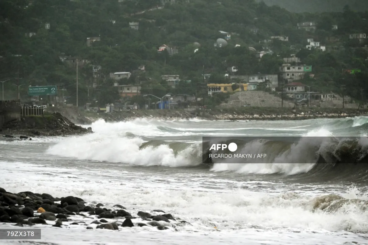 Hurricane Melissa strengthens to Category 3, threatens Jamaica