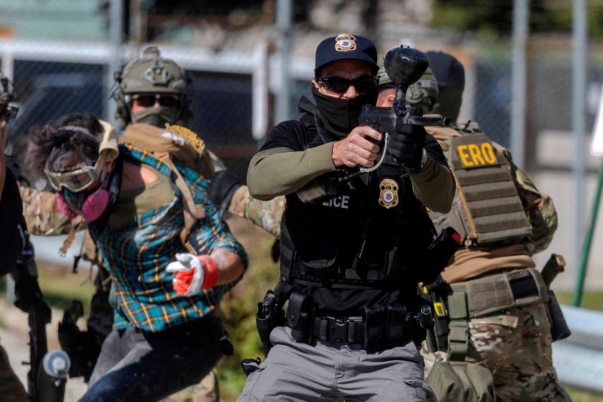 ICE tactics inflame tensions in New York, Chicago and other cities